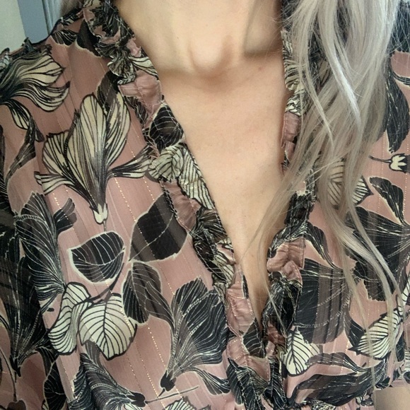 VICI ALL I WANT RUFFLE TIERED BABYDOLL DRESS - Picture 9 of 11